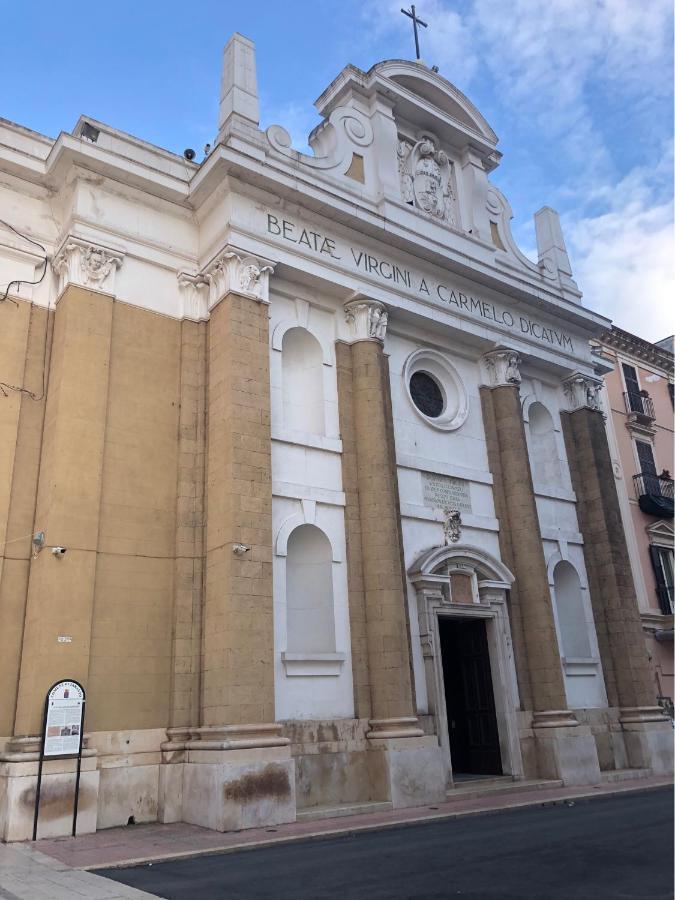 Downtown Lodge Museum Taranto Bagian luar foto