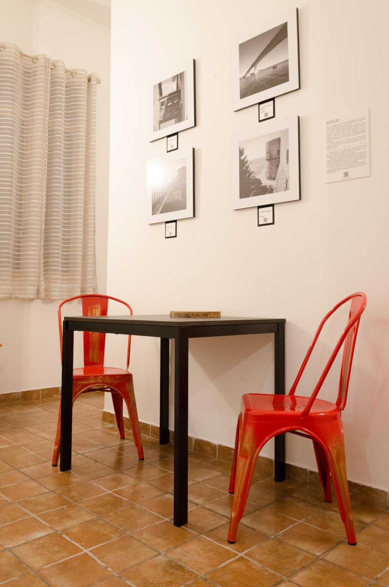 Downtown Lodge Museum Taranto Bagian luar foto